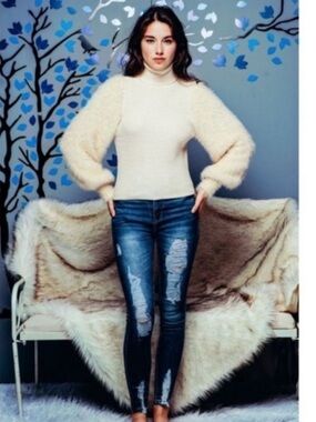 NET. 153 Faux Fur Sleeve Turtleneck Sweater